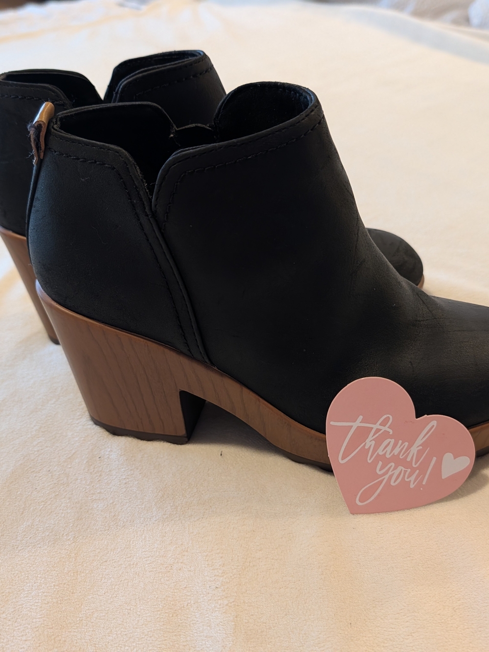 Dr. Scholl’s Black Ankle Booties 🤎